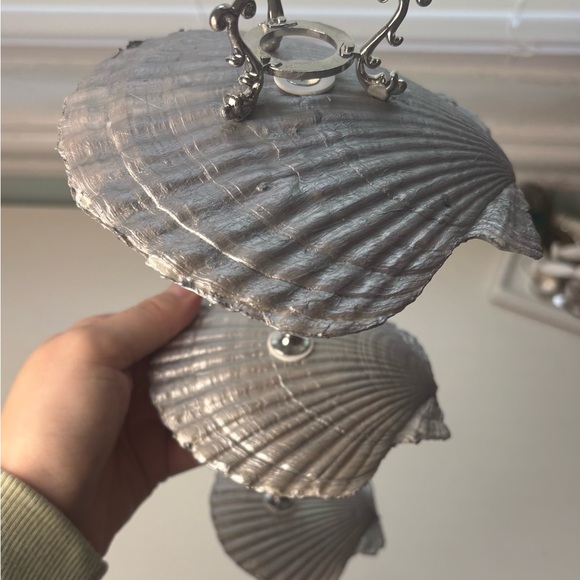 Handmade 3 Tier Scallop Shell Jewelry Stand With Blue Bow Decoupage design - Picture 12 of 13